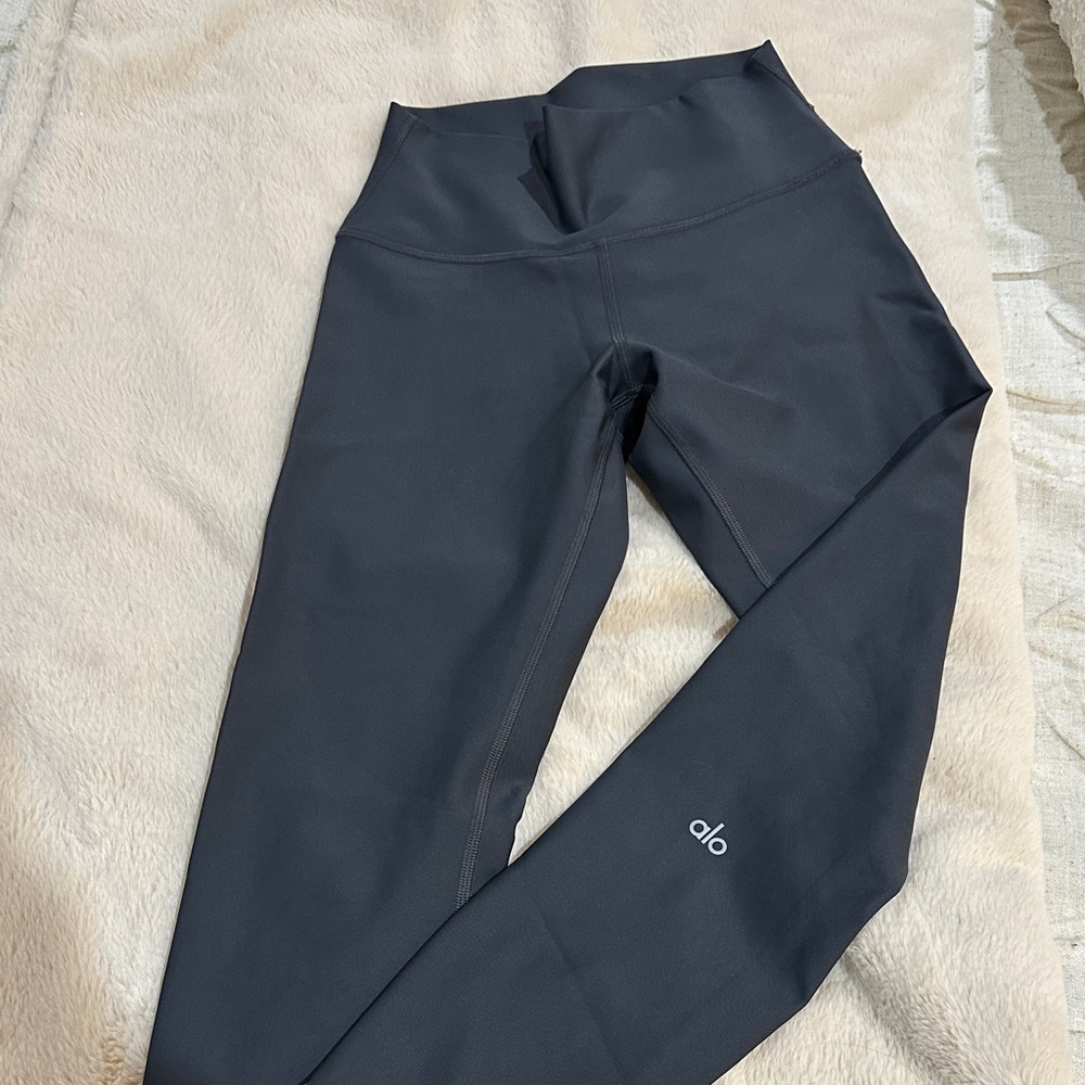 ALO Yoga  Charcoal Leggings